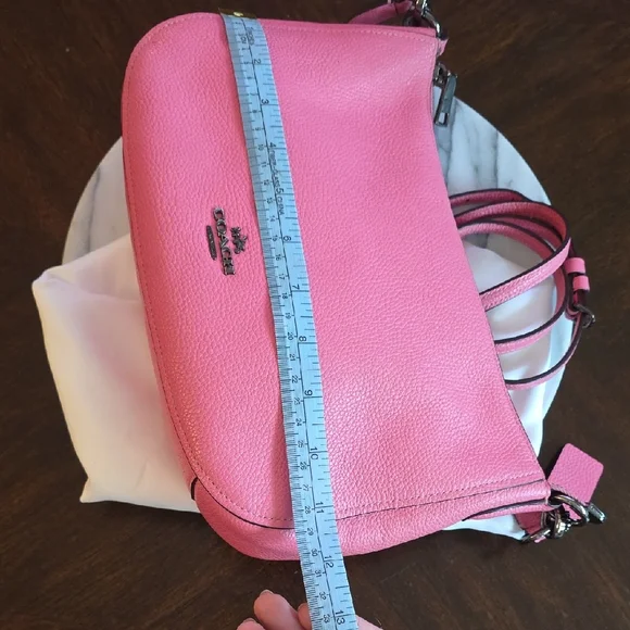 Coach Chelsea Pink Leather Shoulder Bag, 2017 Includes Dust Bag! 💖 - Picture 6 of 17